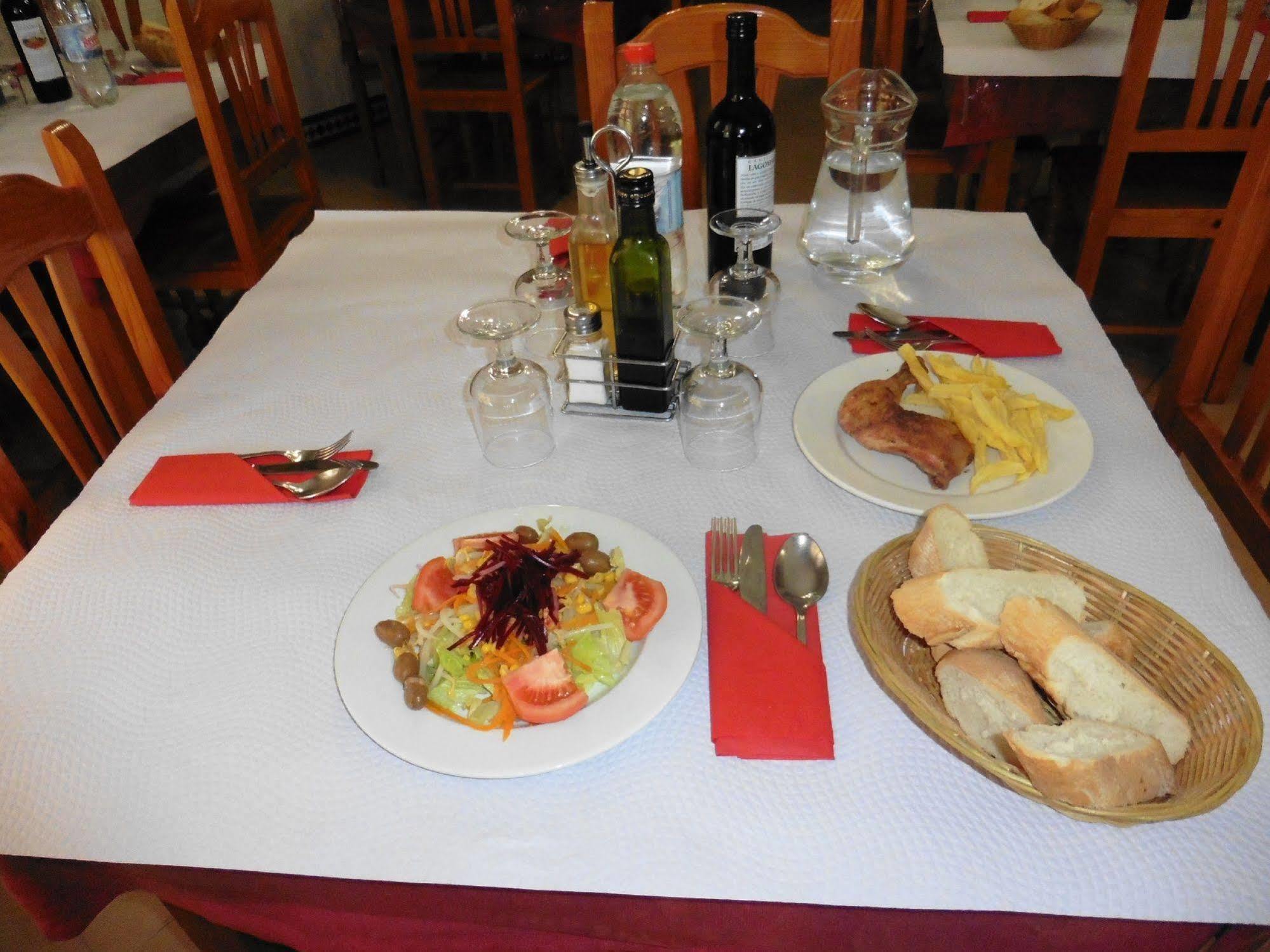 Hostal Rural Montual Los Baños Exteriör bild