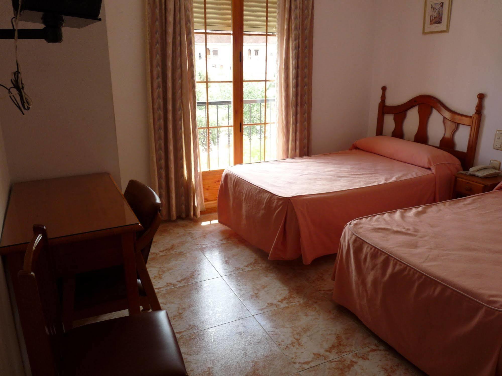 Hostal Rural Montual Los Baños Exteriör bild